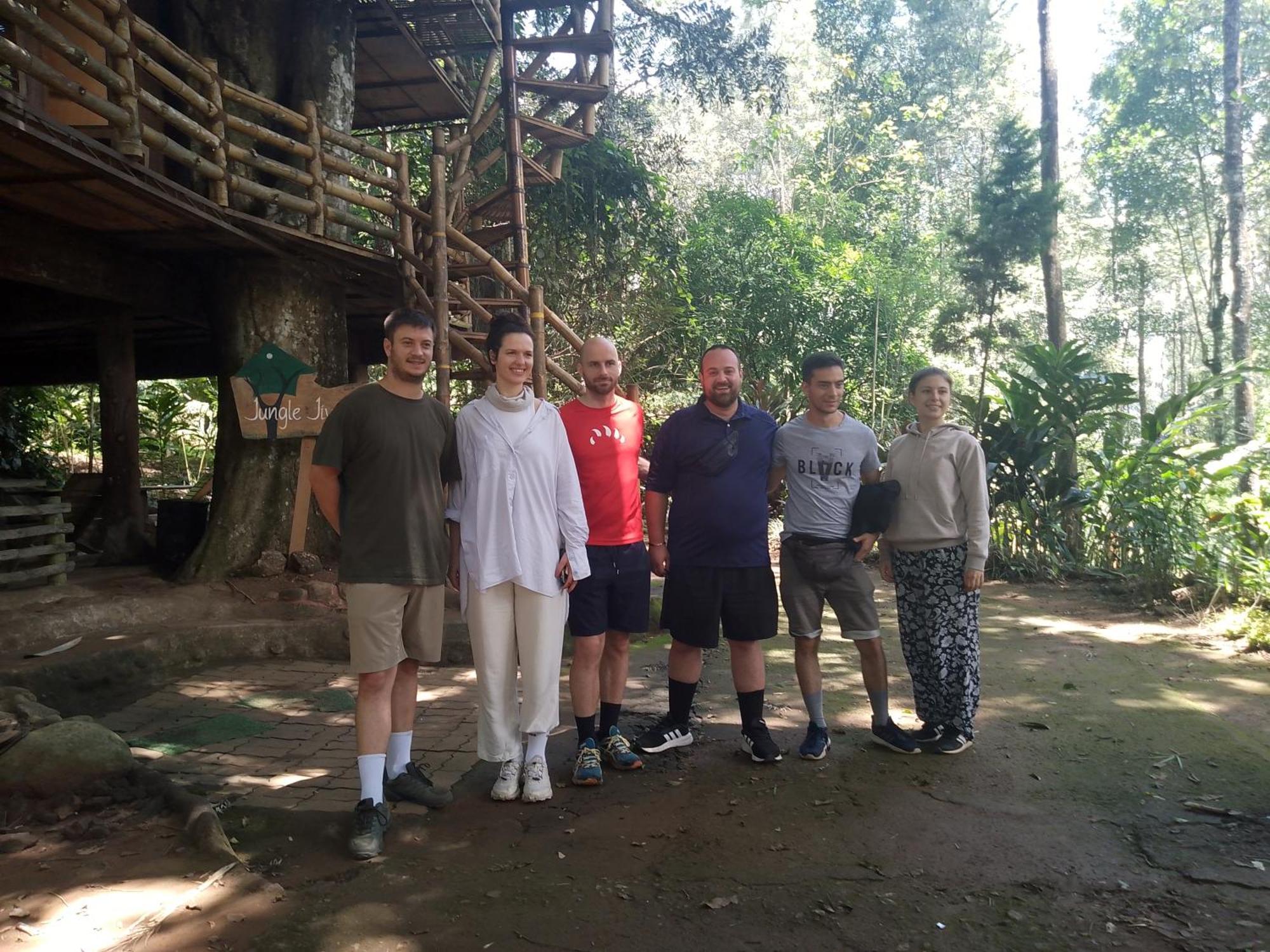 Jungle Jive Treehouse And Farm House มุนนาร์ ภายนอก รูปภาพ