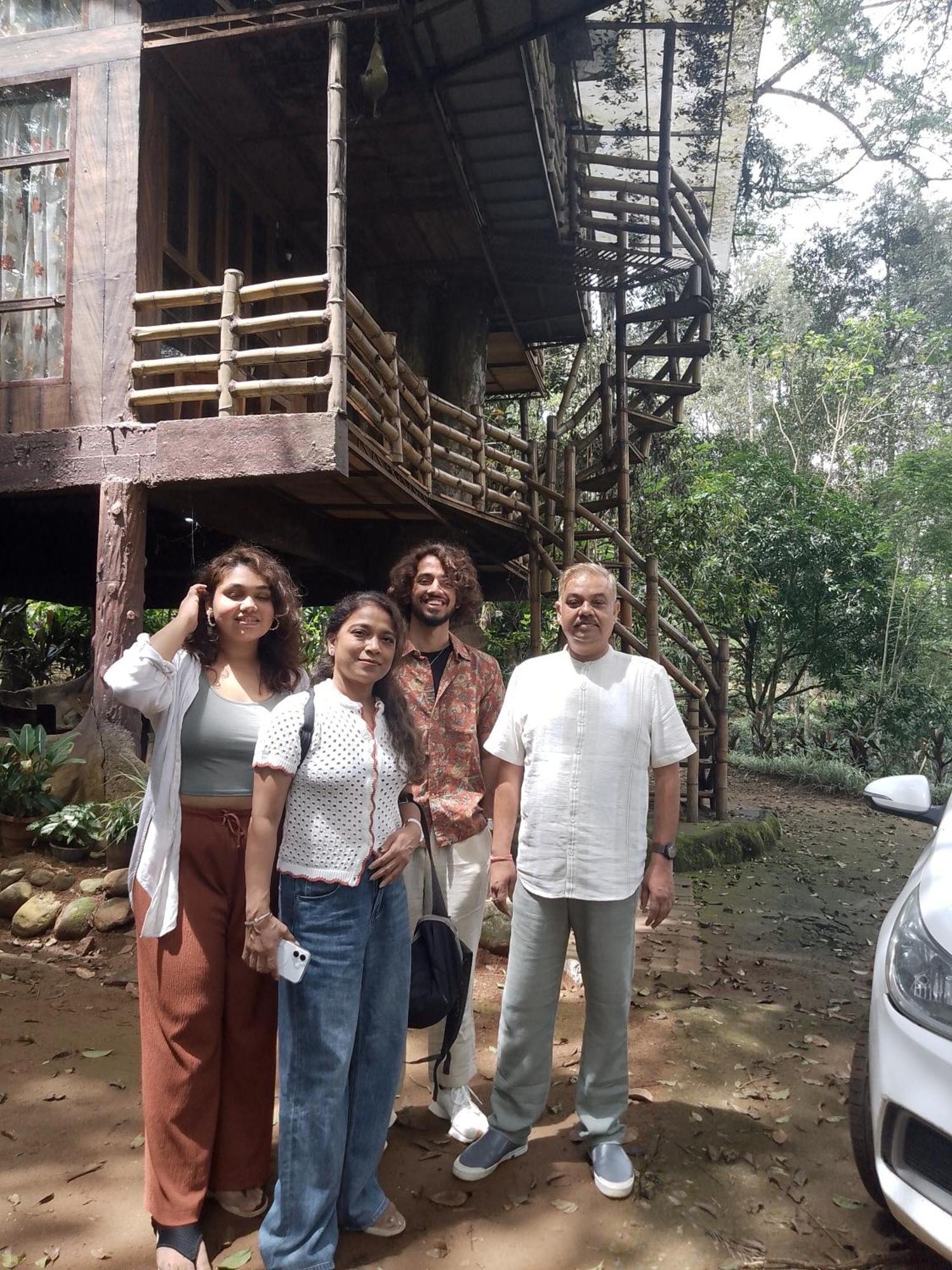 Jungle Jive Treehouse And Farm House มุนนาร์ ภายนอก รูปภาพ